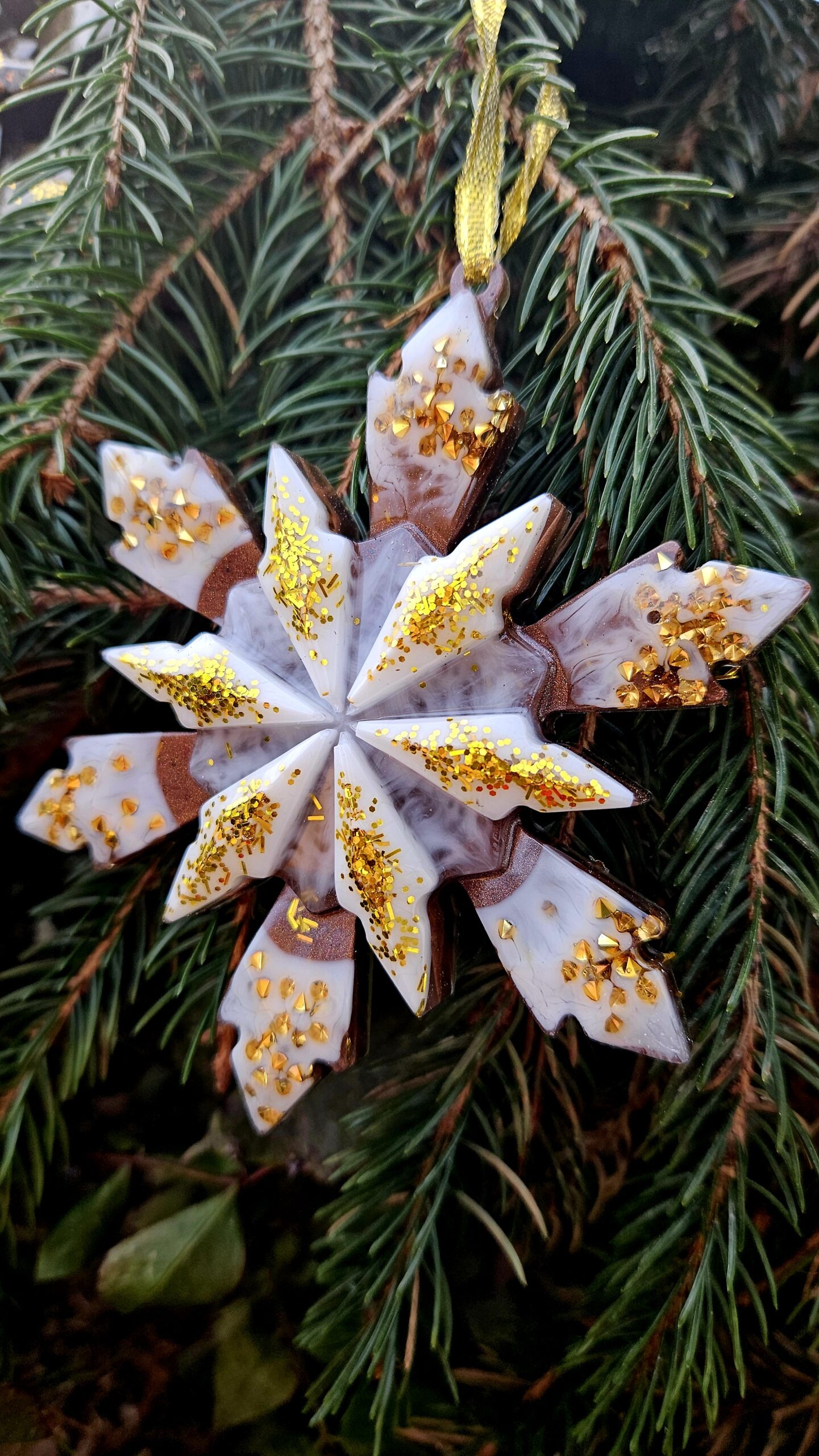 Brown Snowflakes - Image 4